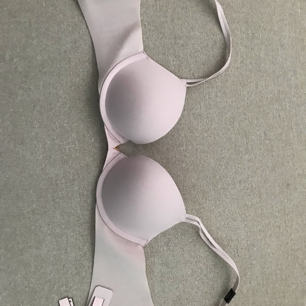 NEW Victoria Secret lilac nude bra 32B